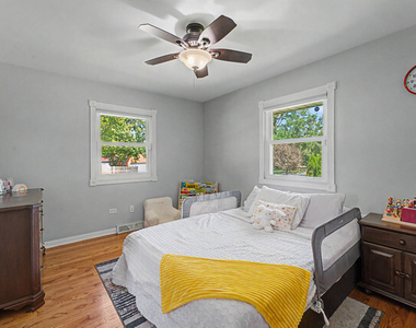 801 8th Avenue - Photo Thumbnail 12