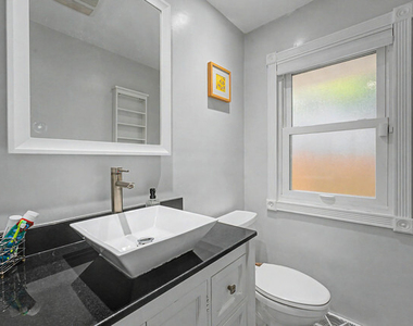 801 8th Avenue - Photo Thumbnail 13