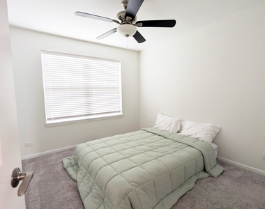 3s513 Barkley Avenue - Photo Thumbnail 14