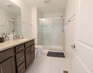 3s513 Barkley Avenue - Photo Thumbnail 13