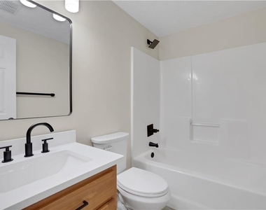 6524 Medlock Road - Photo Thumbnail 29