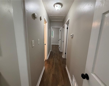 2647 Butner Road Sw - Photo Thumbnail 7