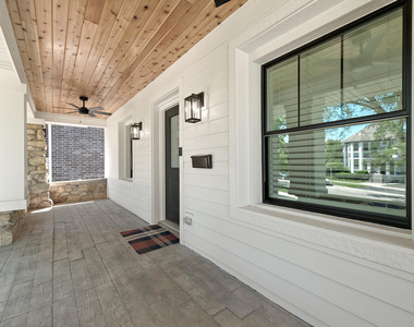 1205 Curtiss Street - Photo Thumbnail 2