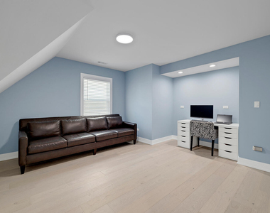 1205 Curtiss Street - Photo Thumbnail 24