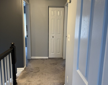 384 Reston Circle - Photo Thumbnail 28