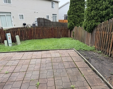 384 Reston Circle - Photo Thumbnail 30