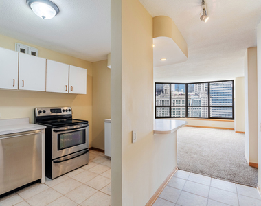405 N Wabash Avenue - Photo Thumbnail 5