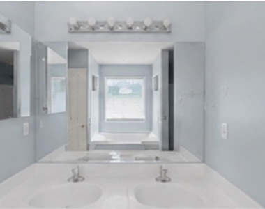 1750 Arborwood Drive - Photo Thumbnail 8