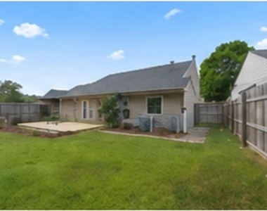 1750 Arborwood Drive - Photo Thumbnail 14