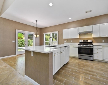 3507 Dunlin Shore Court - Photo Thumbnail 14