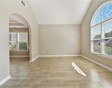 3507 Dunlin Shore Court - Photo Thumbnail 4