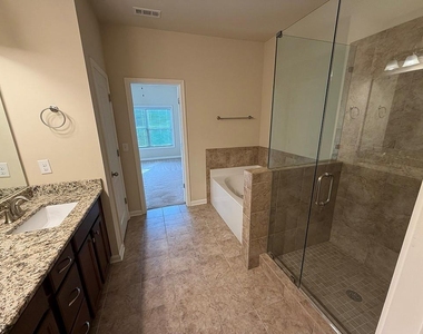 2568 Village Park Bend - Photo Thumbnail 5