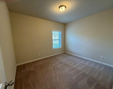 2568 Village Park Bend - Photo Thumbnail 8