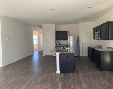 4815 Minnow Lane - Photo Thumbnail 7
