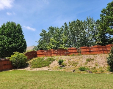 456 Canterbury Place Drive - Photo Thumbnail 33