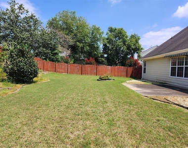 456 Canterbury Place Drive - Photo Thumbnail 36