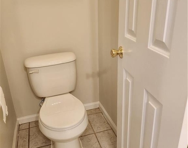 456 Canterbury Place Drive - Photo Thumbnail 27