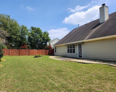 456 Canterbury Place Drive - Photo Thumbnail 37