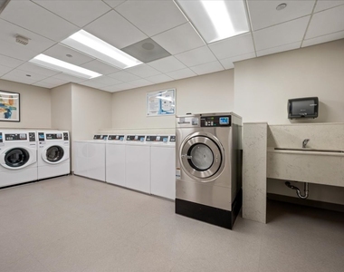 480 N Mcclurg Court - Photo Thumbnail 20