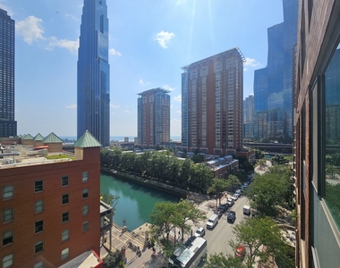480 N Mcclurg Court - Photo Thumbnail 7