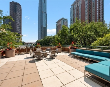 480 N Mcclurg Court - Photo Thumbnail 24