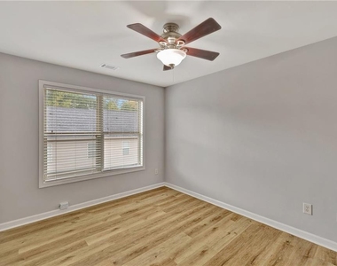 2187 Oakland Grove Place - Photo Thumbnail 23