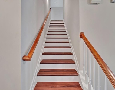 2187 Oakland Grove Place - Photo Thumbnail 12