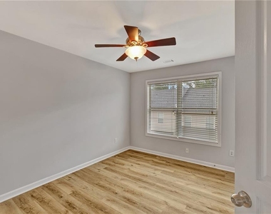 2187 Oakland Grove Place - Photo Thumbnail 26