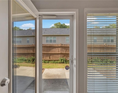 2187 Oakland Grove Place - Photo Thumbnail 30
