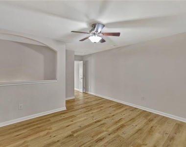 2187 Oakland Grove Place - Photo Thumbnail 14
