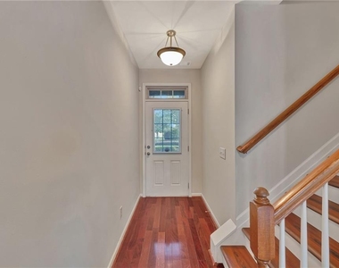 2187 Oakland Grove Place - Photo Thumbnail 2