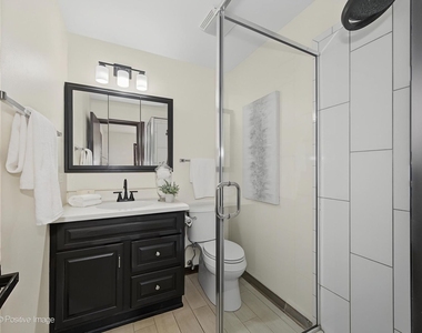 800 Marston Avenue Ne - Photo Thumbnail 15