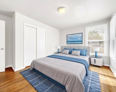 14433 Springfield Avenue - Photo Thumbnail 3