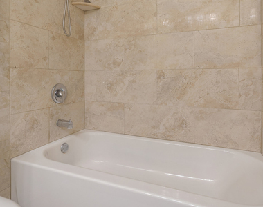 3100 Bayside Drive - Photo Thumbnail 16