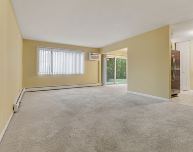 3100 Bayside Drive - Photo Thumbnail 2