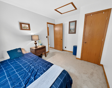 714 Walnut Lane - Photo Thumbnail 12