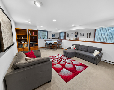 714 Walnut Lane - Photo Thumbnail 8