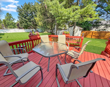 714 Walnut Lane - Photo Thumbnail 17