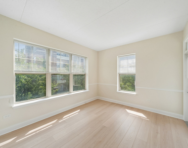 511 Prestwick Lane - Photo Thumbnail 4
