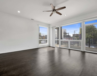 1617 N Ashland Avenue - Photo Thumbnail 4