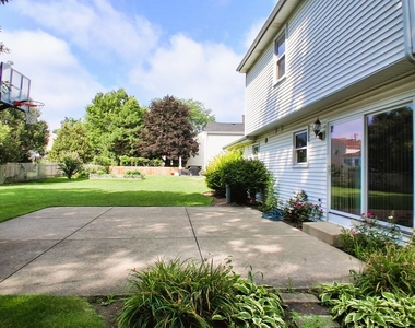 920 Chaucer Way - Photo Thumbnail 2