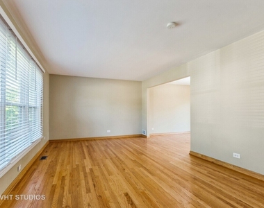 920 Chaucer Way - Photo Thumbnail 9