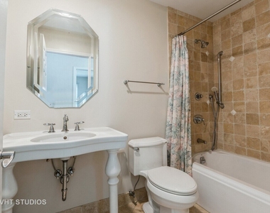 920 Chaucer Way - Photo Thumbnail 13