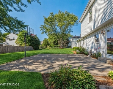 920 Chaucer Way - Photo Thumbnail 15