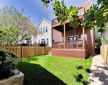 329 W Goethe Street - Photo Thumbnail 46