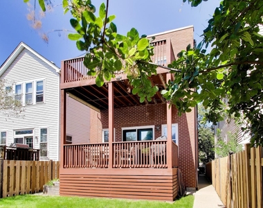 329 W Goethe Street - Photo Thumbnail 44