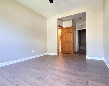 2437 Oneida Lane - Photo Thumbnail 12
