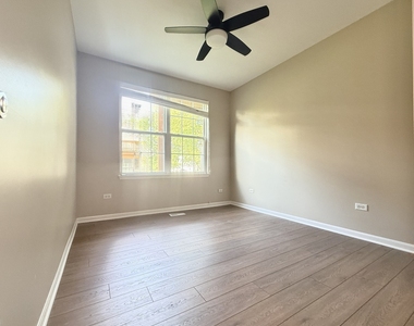 2437 Oneida Lane - Photo Thumbnail 10