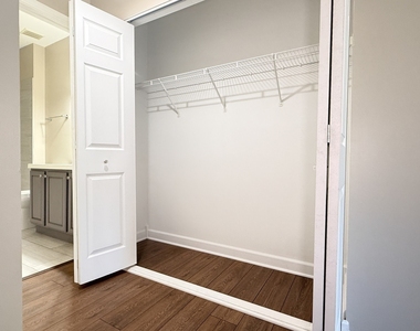 2437 Oneida Lane - Photo Thumbnail 13