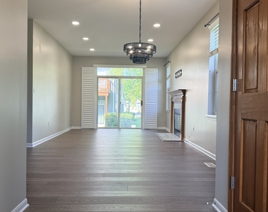 2437 Oneida Lane - Photo Thumbnail 1